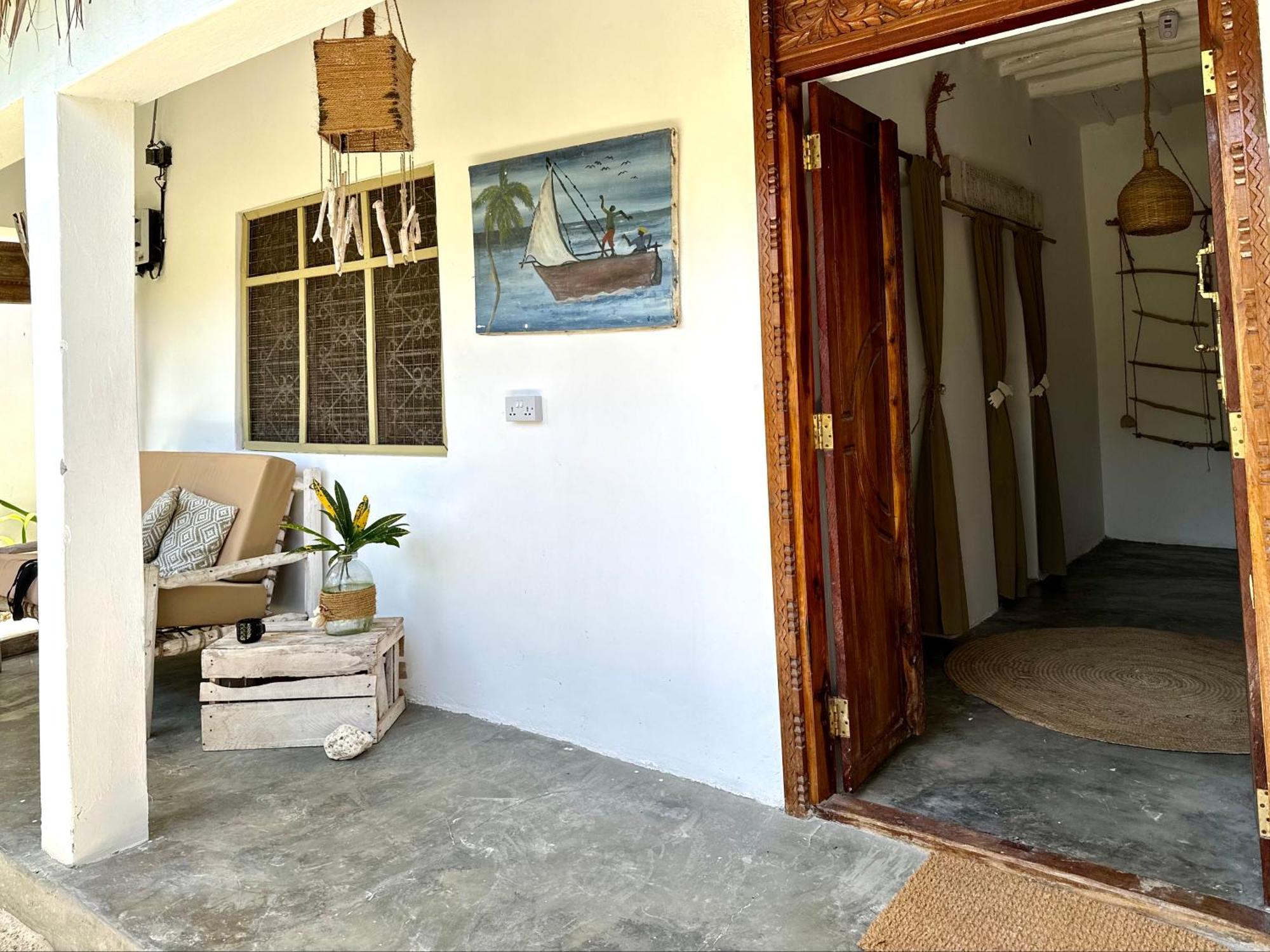 Mlango Paje House II Bed & Breakfast Bagian luar foto
